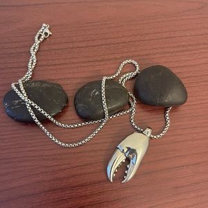 Crab CLAW necklace 14”
